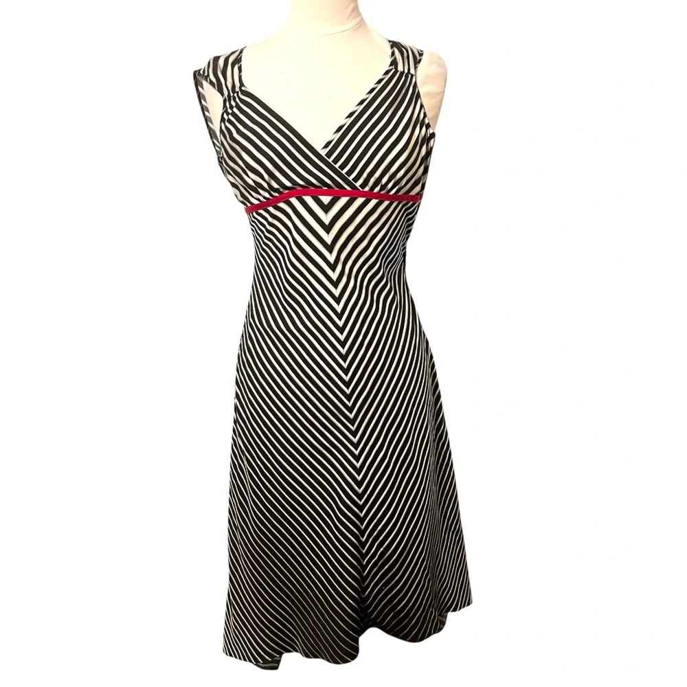 Armani Exchange Striped 100% Silk Dress Size 6 - Picture 8 of 9